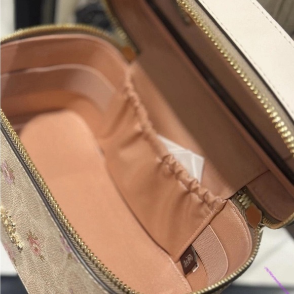 NWT COACH Cosmetic Case In Signature Canvas With Floral Print AUTHENTIC - Picture 7 of 10